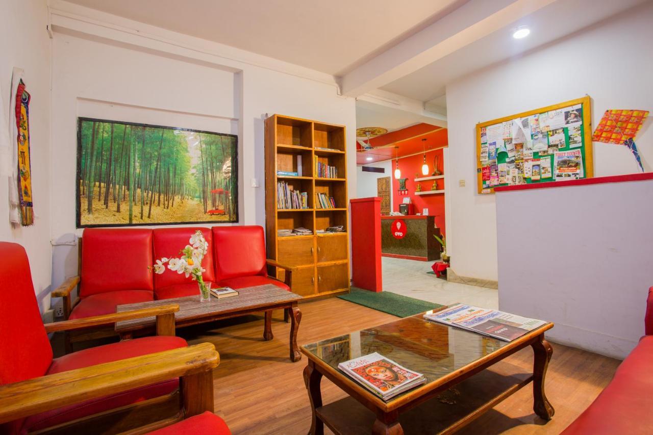 Oyo 166 Kathmandu Tourist Home Bagian luar foto