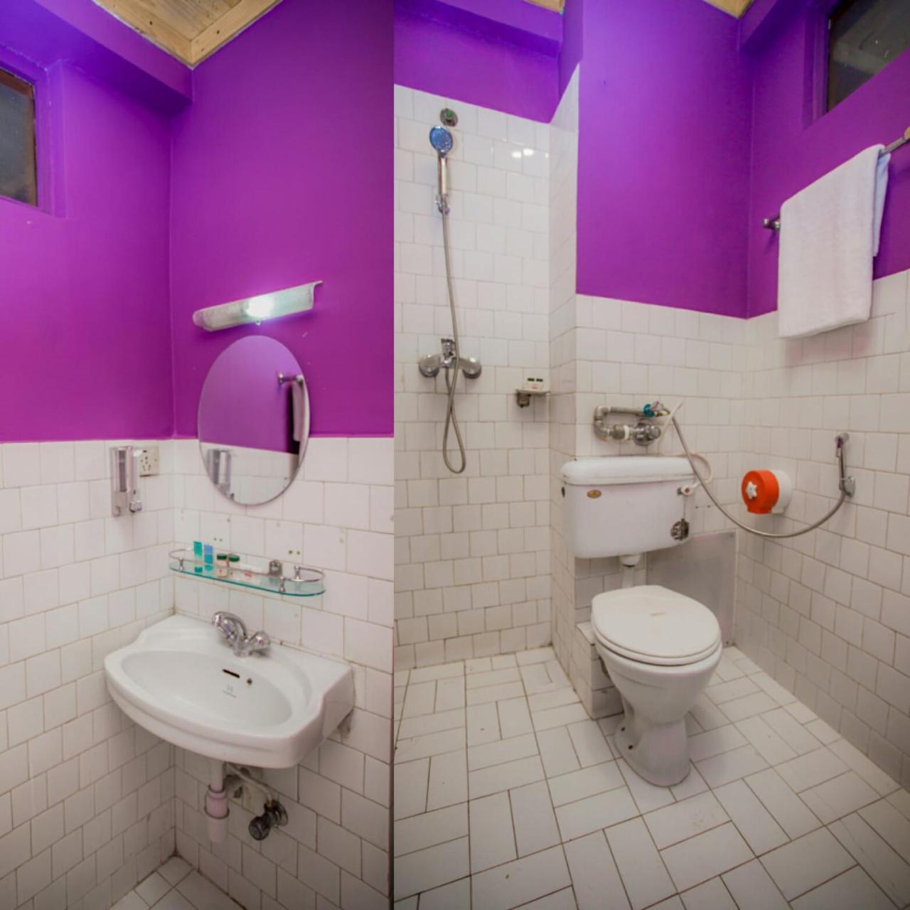 Oyo 166 Kathmandu Tourist Home Bagian luar foto